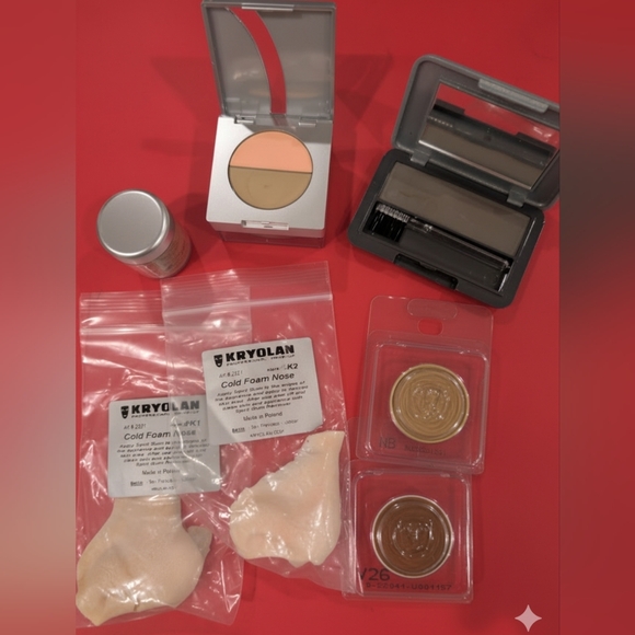 Kryolan Other - Kryolan Makeup Set - 7 Pieces 💄